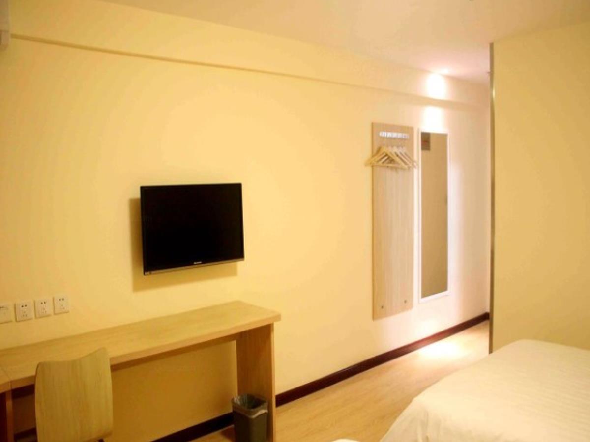 7Days Inn Deyang Zhongjiang Kuishan Park מראה חיצוני תמונה