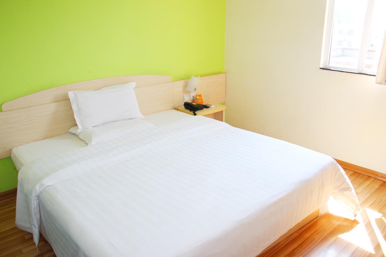 7Days Inn Deyang Zhongjiang Kuishan Park מראה חיצוני תמונה